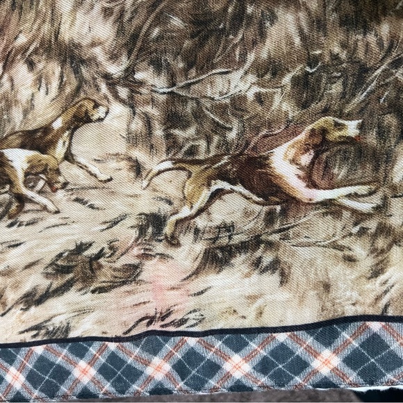 Worth Brand Equestrian Themed Scarf Table Runner - Picture 11 of 16